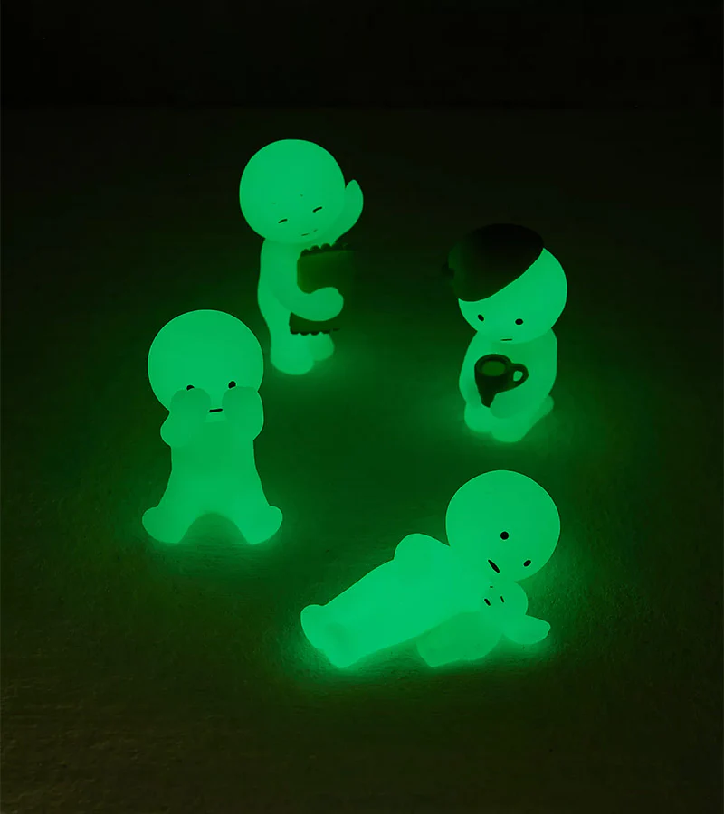 Figurine fluorescente Smiski - série Bed - Image 4