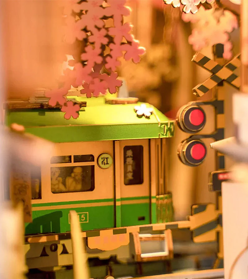 Kit DIY maison miniature en serre-livre - Sakura Densya - Image 5