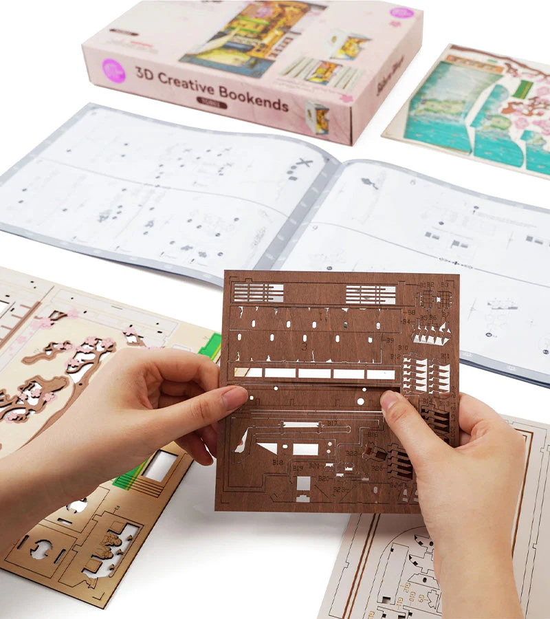 Kit DIY maison miniature en serre-livre - Sakura Densya - Image 6