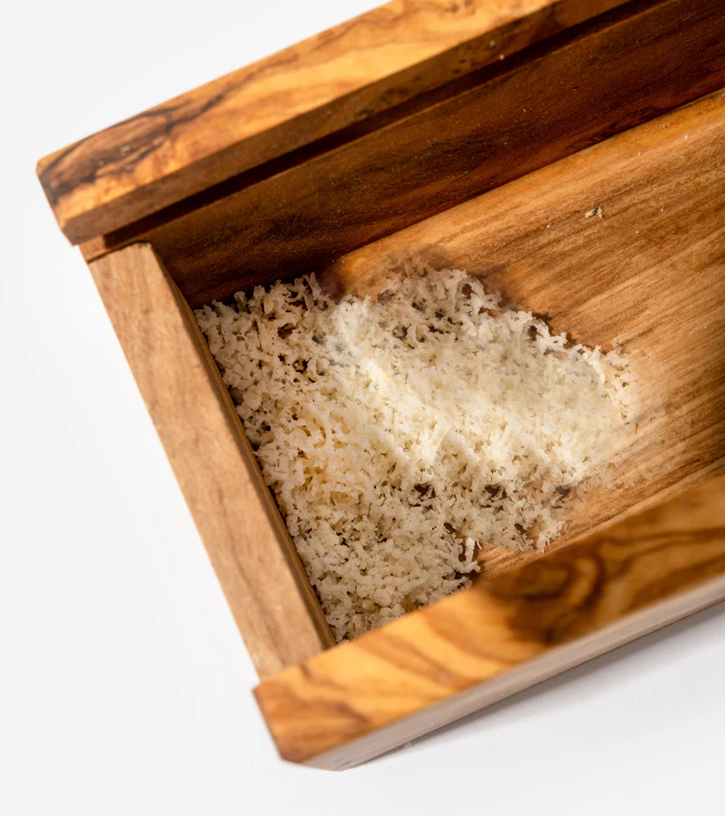 Râpe à fromage italienne en bois d'olivier - Image 5